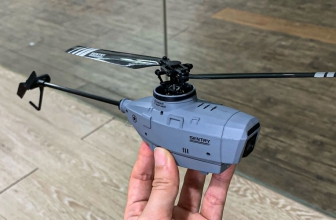 Stealth Hawk Pro avis complet 2023 : que vaut se petit drone hélicoptère de poche ?